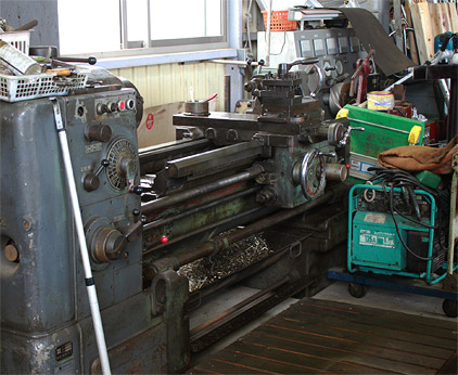 専用の工作機械